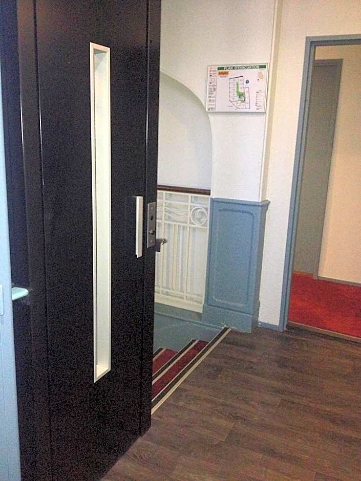 The Originals City, Hotel Nevers Centre Gare (Inter-Hotel)