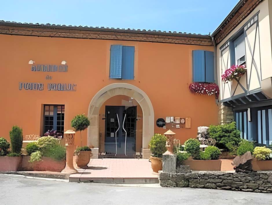 Auberge du Poids Public Logis Hotel