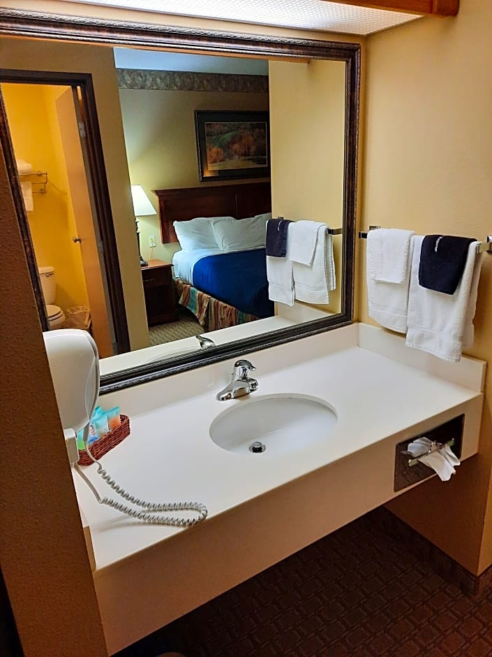 Horse Creek Inn