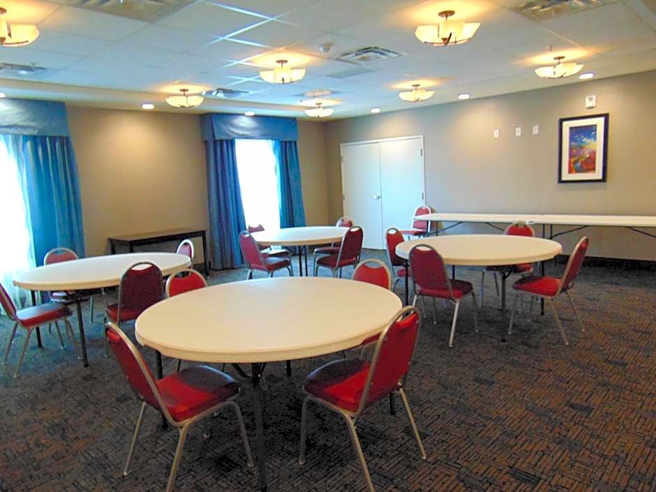 Holiday Inn Express & Suites Springville - South Provo Area By IHG