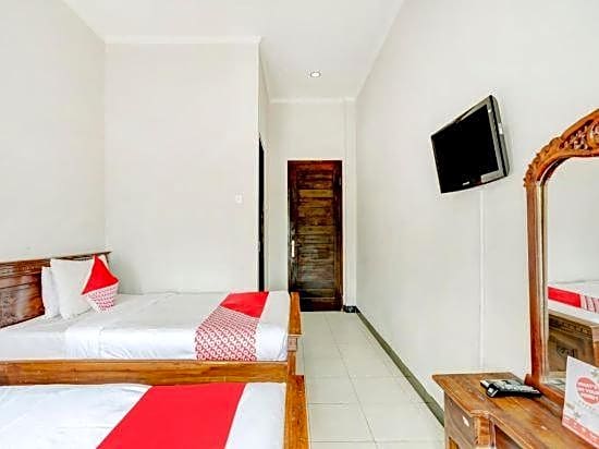 Hotel Warta Dua