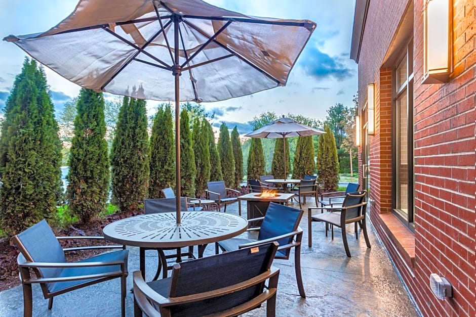 Hampton Inn & Suites Kittery