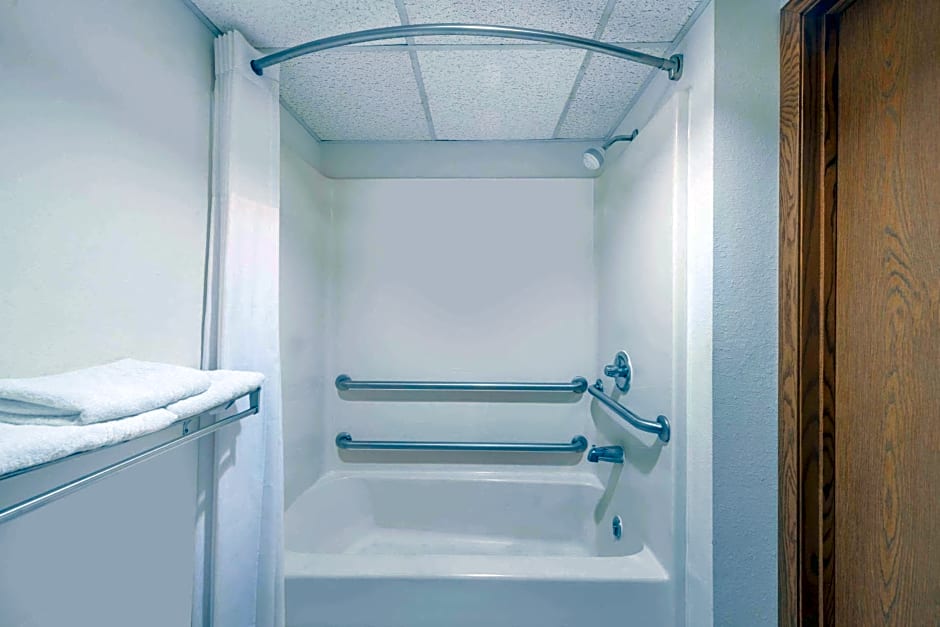 Days Inn by Wyndham Mexico