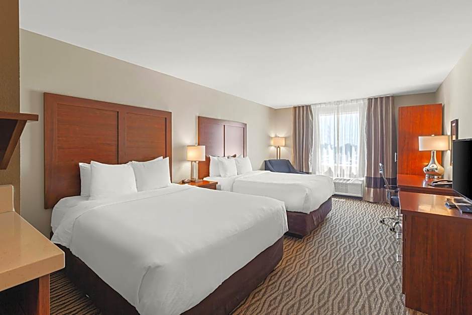 Comfort Inn & Suites