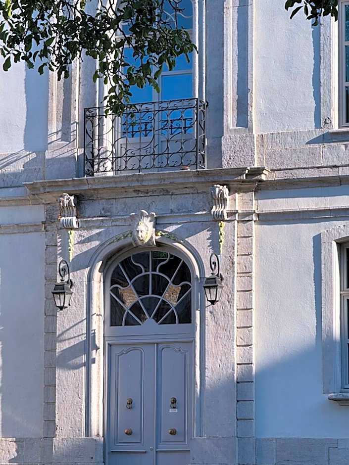 La Maison de la Duchesse de la Vallière - Parking privé gratuit