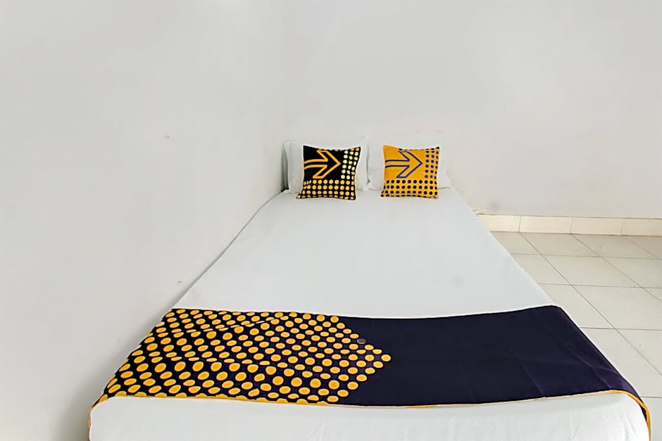 OYO Life 93153 Kos Jenggala