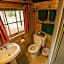 Storm Mountain Lodge & Cabins