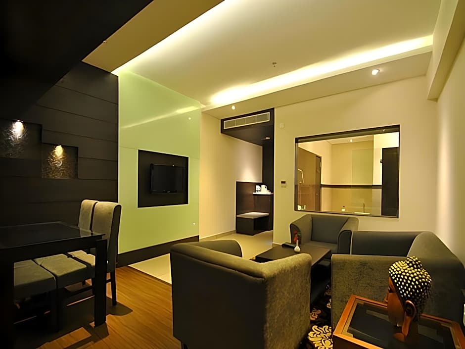 Rivatas Hotel By Ideal