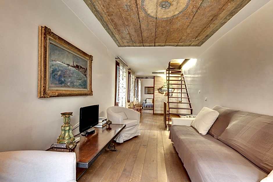 Venetian House With Terrace