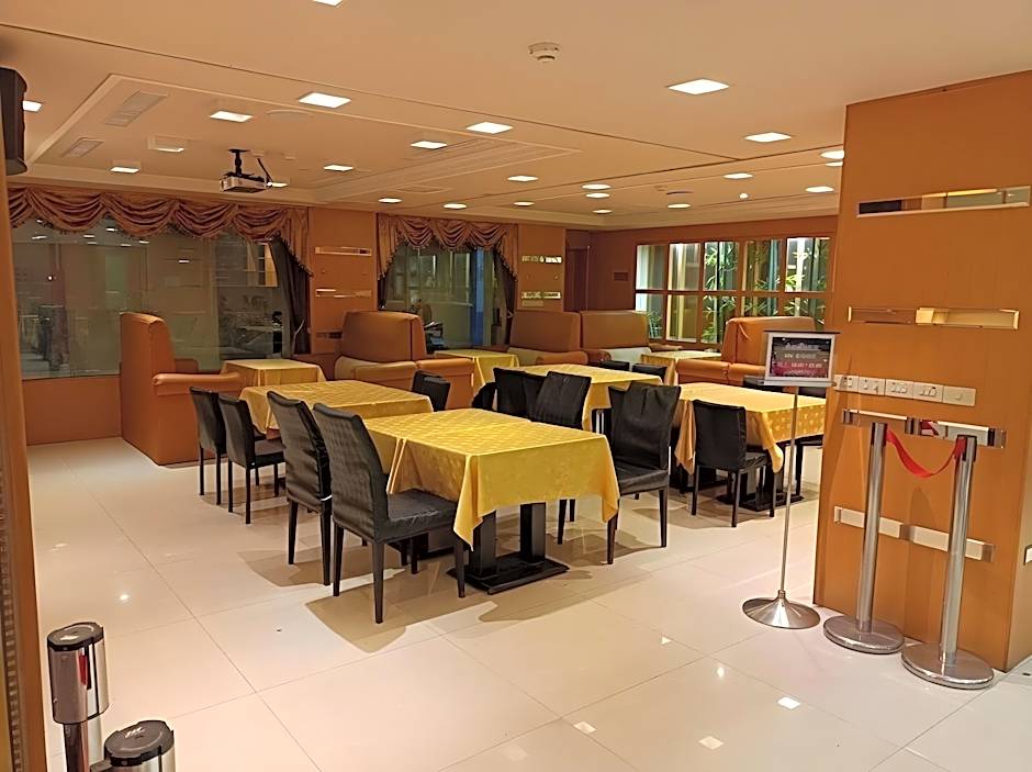 Duke Business Hotel