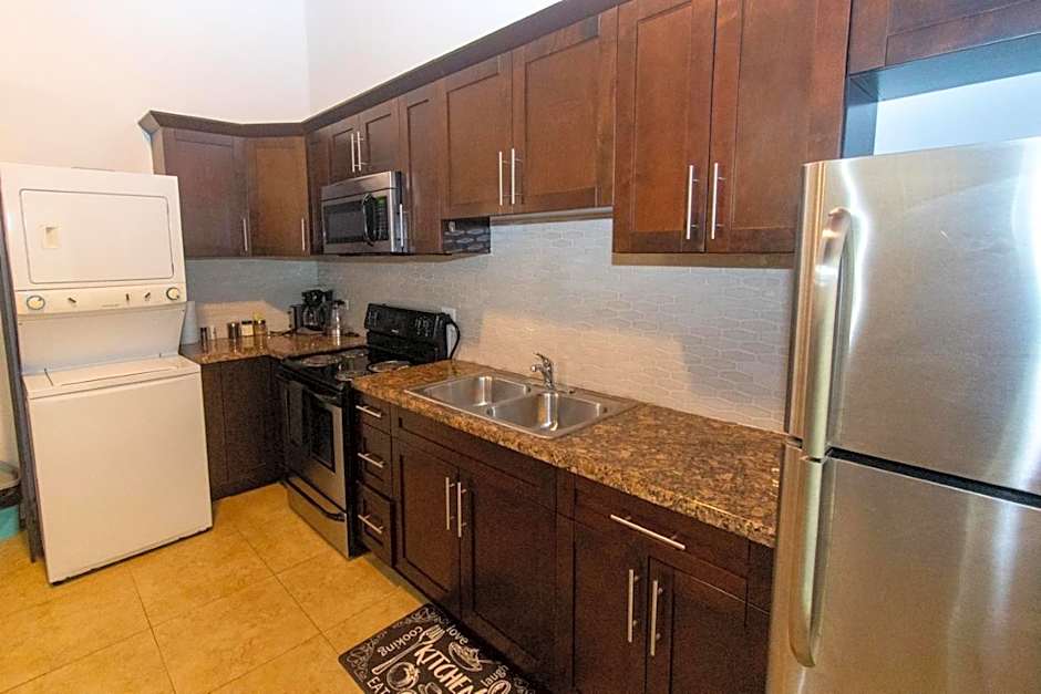 Lord Nelson Hotel & Residences