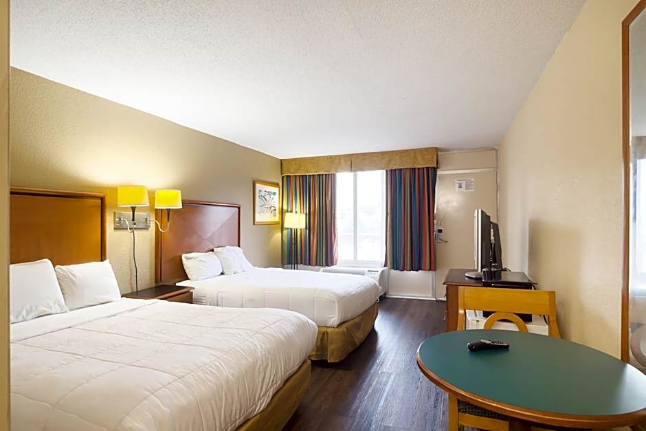 OYO Hotel Harriman near I-40