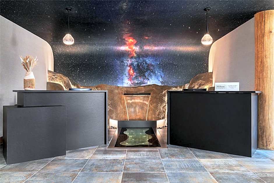 Starlite Yellowstone, Tapestry Collection by Hilton