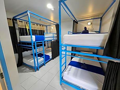 4 Bed Female Dormitory Room