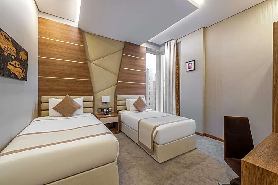Crown Rose Al Sahafa Hotel