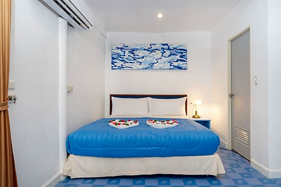 Oceanview Bungalows by EAT, Karon Beach