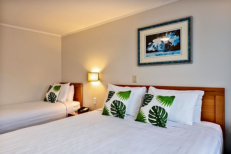 Best Western Newmarket Inn & Suites