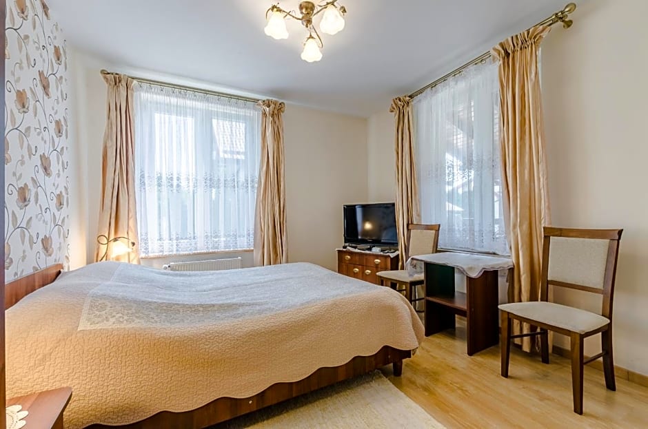 Willa Mycyny oraz domki