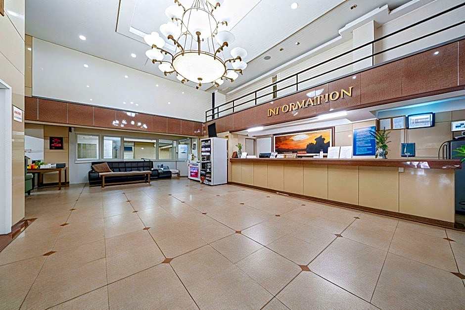 New Manhattan Tourist Hotel