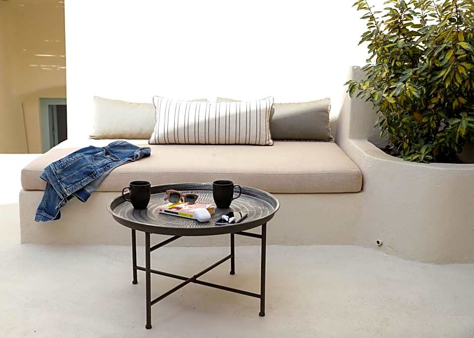 Arxegono Cave Houses Santorini