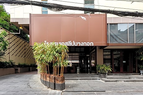 A Sleep Bangkok Sathorn