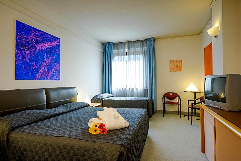 Albornoz Palace Hotel