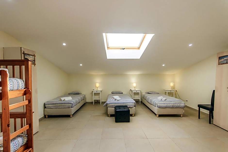 Peniche Surfcamp Hostel
