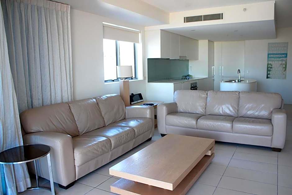 Photo 1 of 18 of 3 Bedroom Apartment, Garden View
