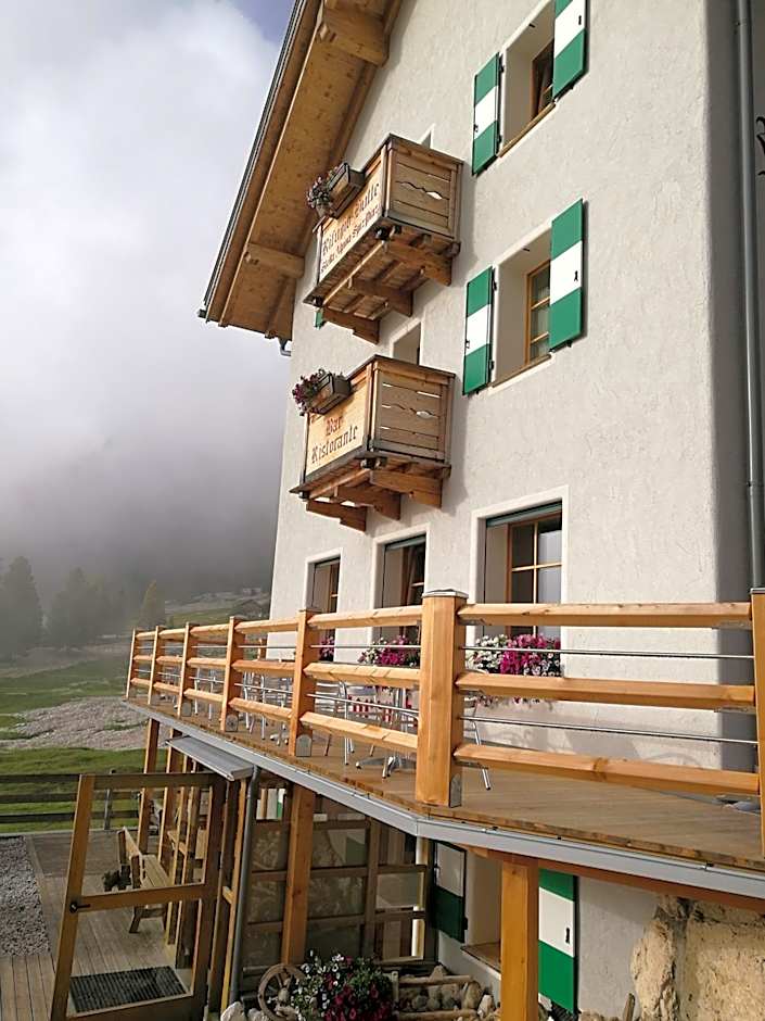 Rifugio Stella Alpina Spiz Piaz per escursionisti