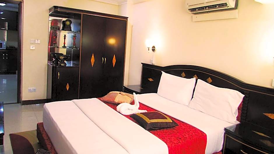 Urban Rose Hotel & Apartments