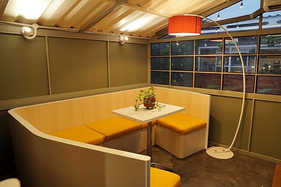 Tuju Abuserin Syariah