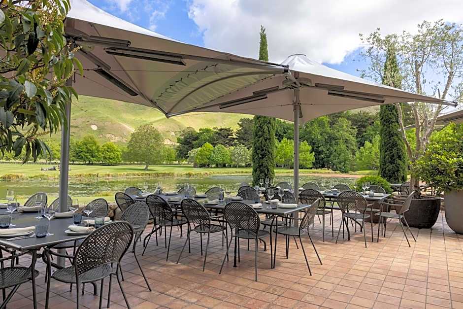 Craggy Range Luxury Vineyard Retreat