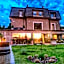 VILLA BRICOLA - Boutique Apartments