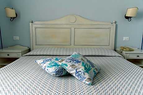 Superior Double Room with Sea View