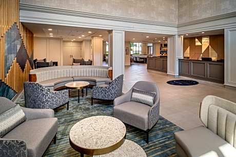 DELTA HOTELS BY MARRIOTT HUNTINGTON DOWNTOWN