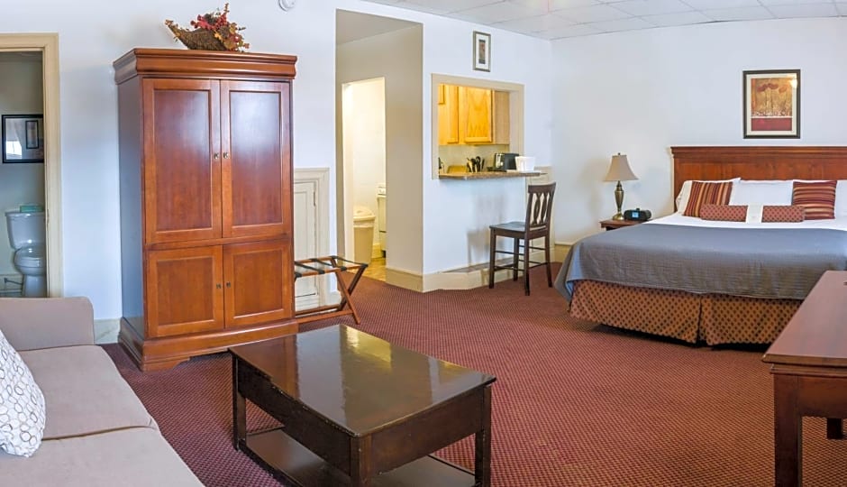 Genetti Hotel, SureStay Collection by Best Western