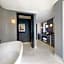 JW Marriott Essex House New York