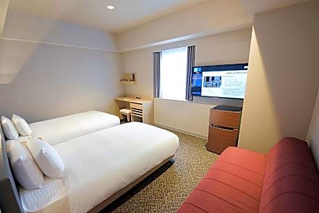 Twin Room with Extra Bed - Smoking