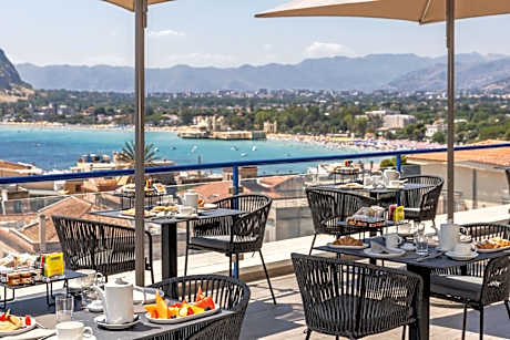 Mondello Glam Hotel & Terrace