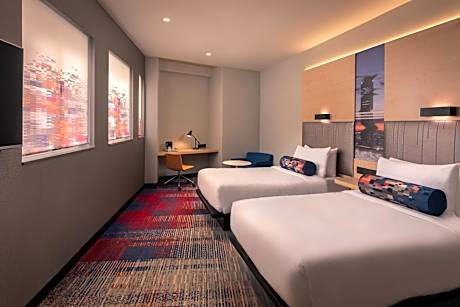 Aloft Twin Room with City View