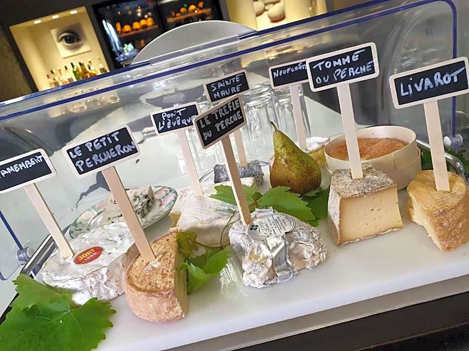 Brit Hotel Du Dauphin L'Aigle