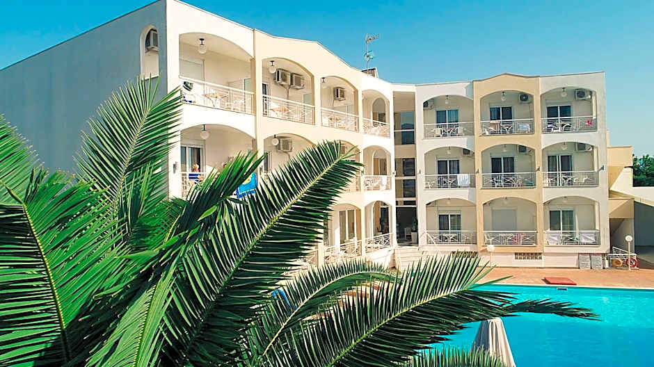 Stavros Beach Hotel