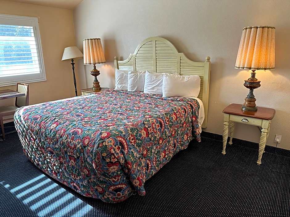 Budget Inn