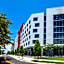 Radisson RED Miami Airport