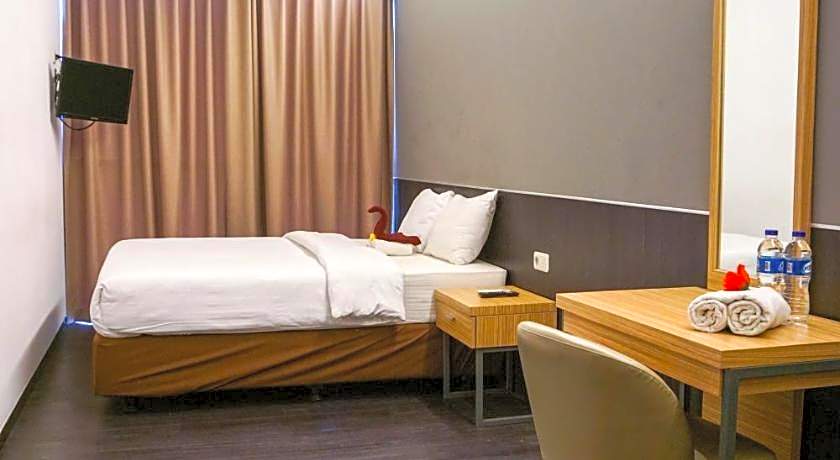 Hotel Pantes Simpang Lima Semarang