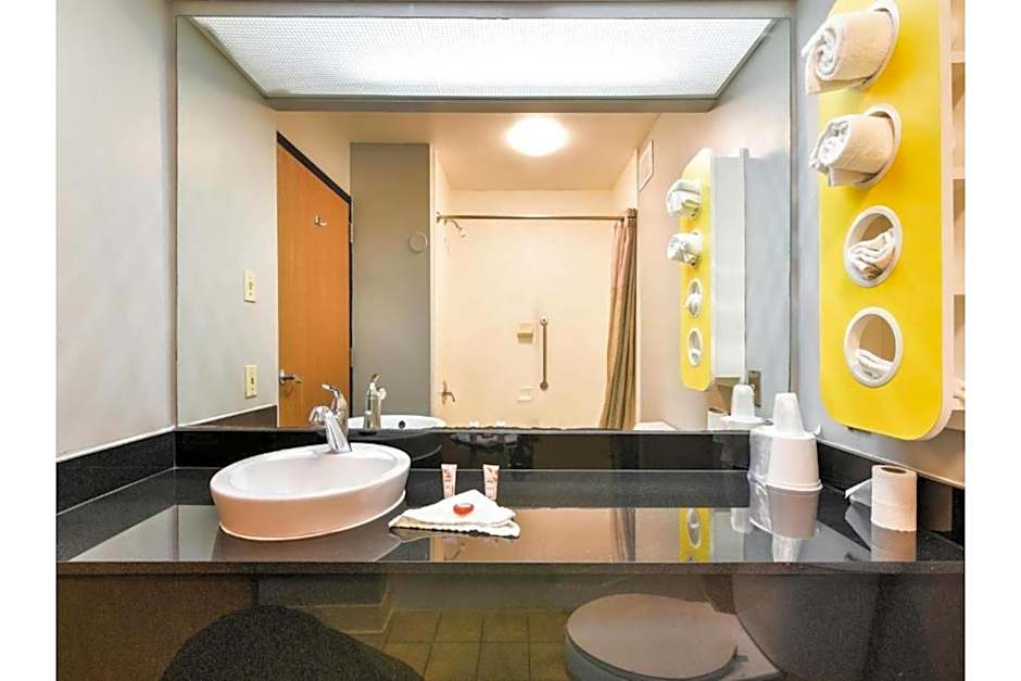 OYO Townhouse Inn Jacksonville AR