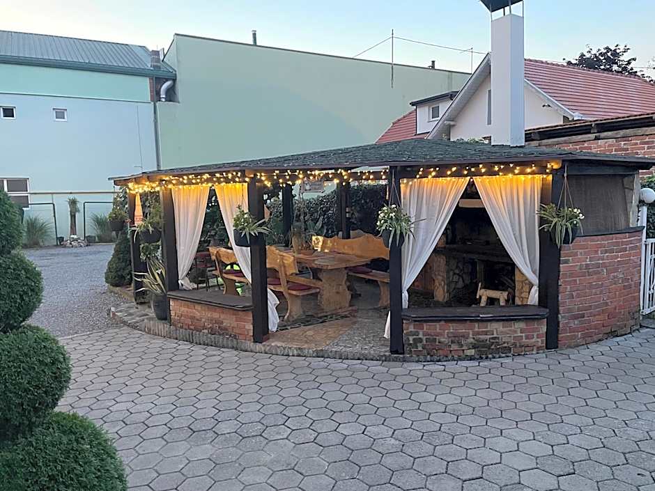 VILLA MARIA Požega