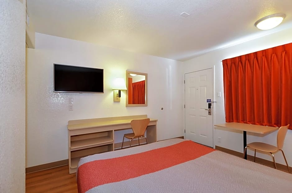 Motel 6-Big Bear Lake, CA