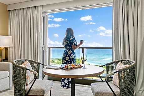 Ala Moana Honolulu by Mantra