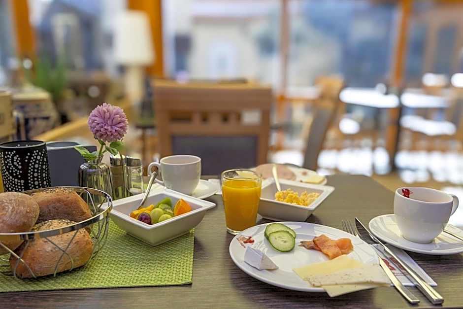 AKZENT Hotel Restaurant Roter Ochse Rhens bei Koblenz